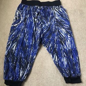 Zumba fitness crop pants. Small